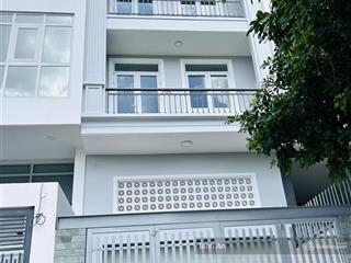 Nhà đường trần khánh dư 5x20m trệt lửng 3 lầu cho thuê