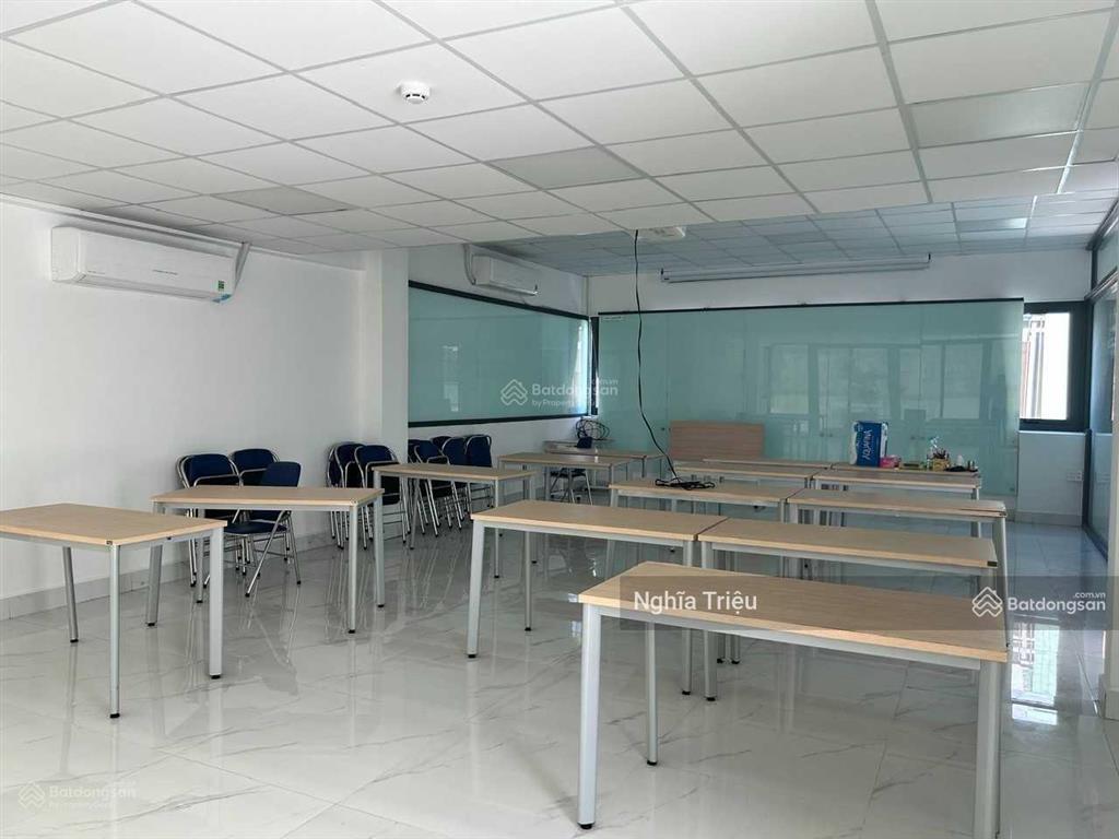 Nhà mặt tiền đường hoa lan 8x18m hầm trệt 3 lầu cho thuê