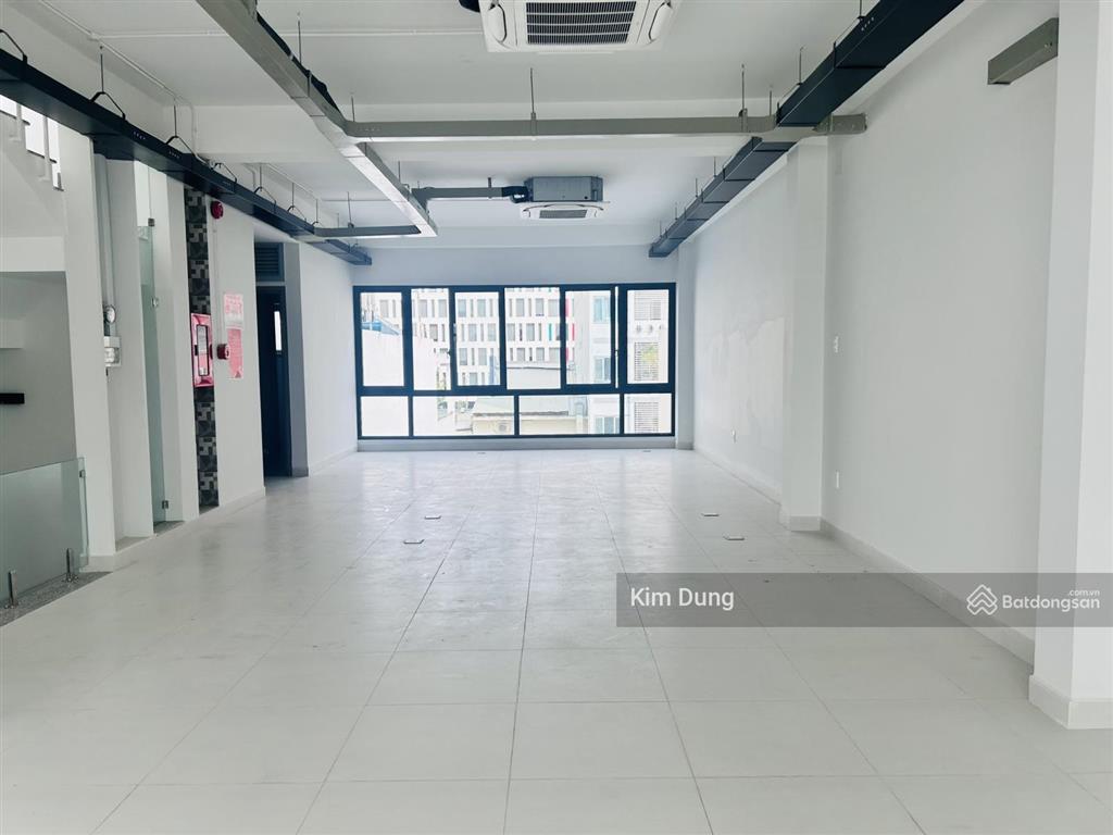 Tòa nhà đường hai bà trưng 7x20m trệt, 4 lầu cho thuê