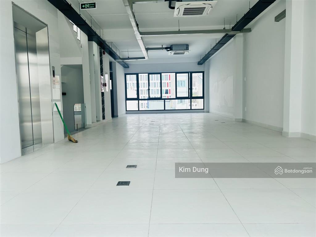 Tòa nhà đường hai bà trưng 7x20m trệt, 4 lầu cho thuê
