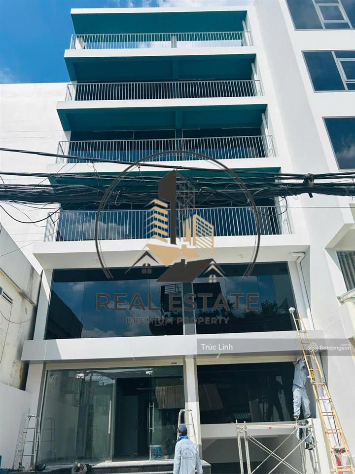 Tòa nhà đường nguyễn cư trinh diện tích 9x23m hầm trệt 5 lầu cho thuê