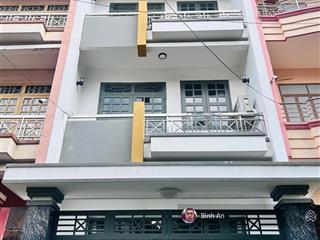 Nhà đường nguyễn trọng tuyển 5x20m trệt 3 lầu cho thuê