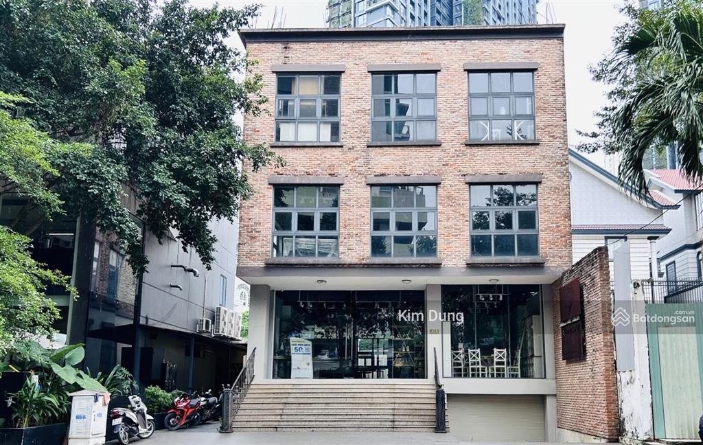 Nhà đường phan văn trị 10x20m hầm trệt 2 lầu trống suốt, cho thuê