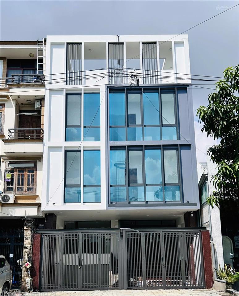 Nhà đường nguyễn thị diệu diện tích 8x20m hầm trệt 3 lầu cho thuê