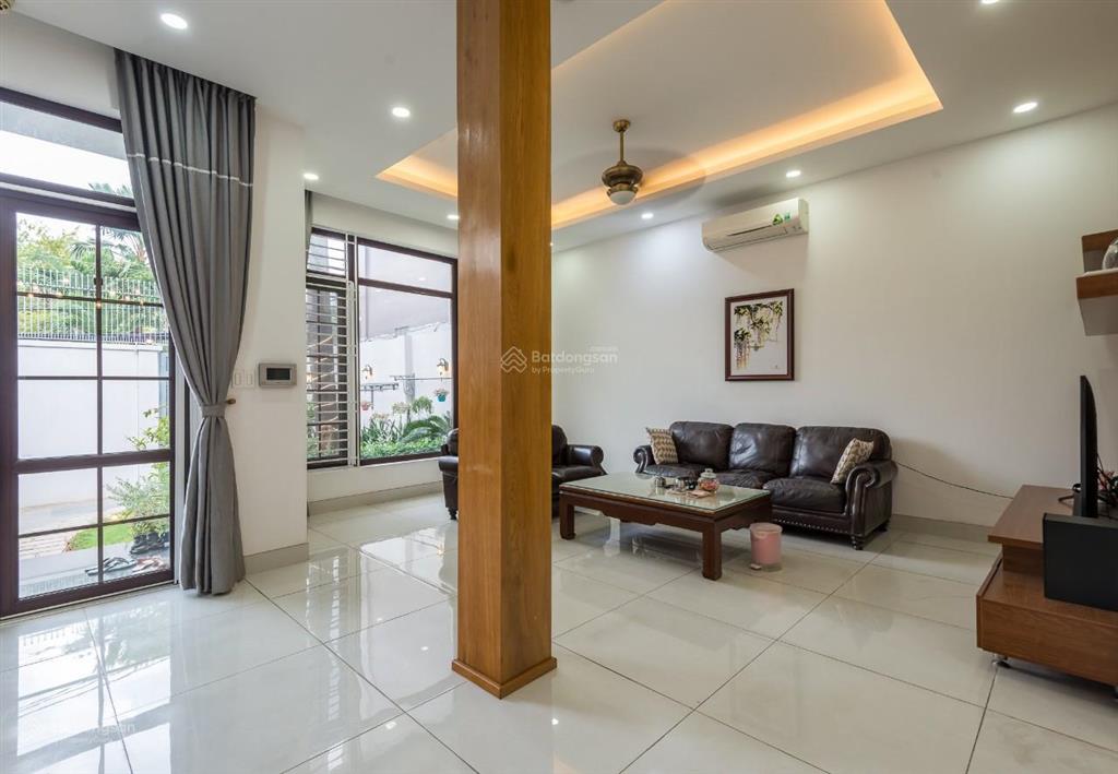 Villa đường nam kỳ khởi nghĩa diện tích 10x30m trệt 2 lầu cho thuê
