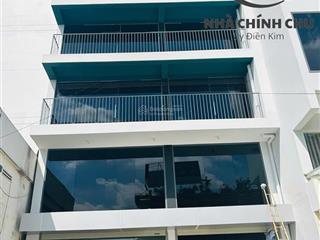 Tòa nhà mặt tiền đường trần hữu trang diện tích 9x18m hầm 5 tầng cho thuê