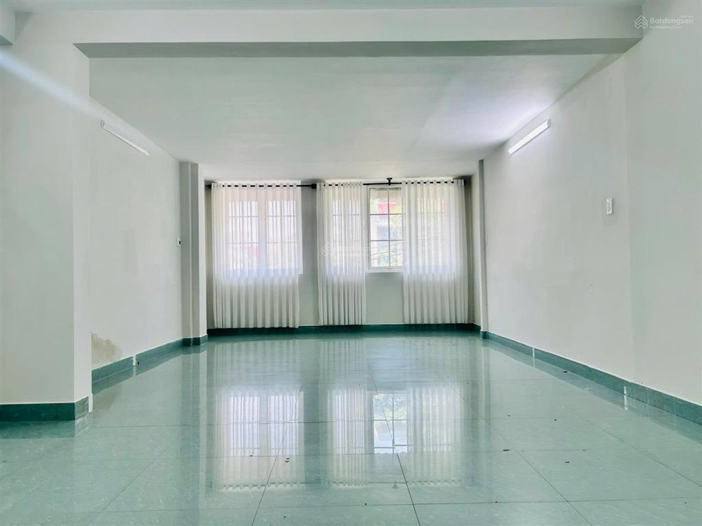 Nhà đường trần khánh dư, diện tích 5x20m, trệt 3 lầu, cho thuê