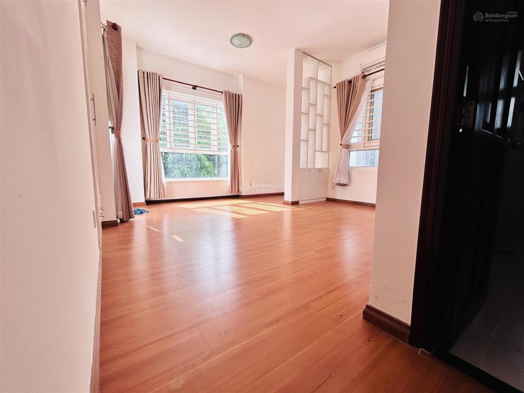 Villa đường võ thị sáu diện tích 12x20m trệt 2 lầu cho thuê