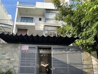 Nhà đường lê văn sỹ diện tích 7x25m trệt 3 lầu cho thuê