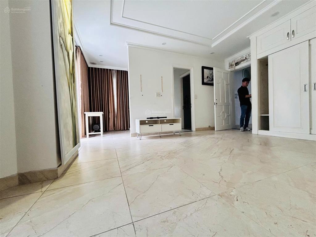 Nhà đường huỳnh tịnh của diện tích 7x20m trệt 2 lầu cho thuê