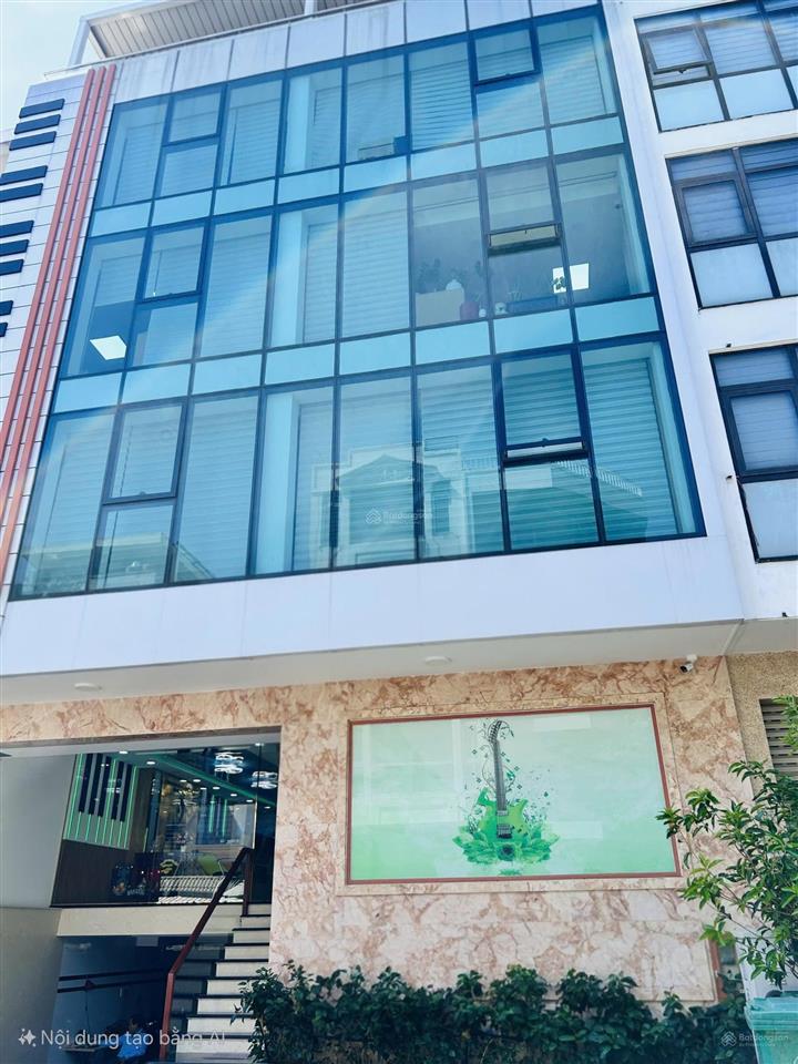 Tòa nhà đường nguyễn đình chiểu diện tích 8x20m hầm 4 tầng cho thuê