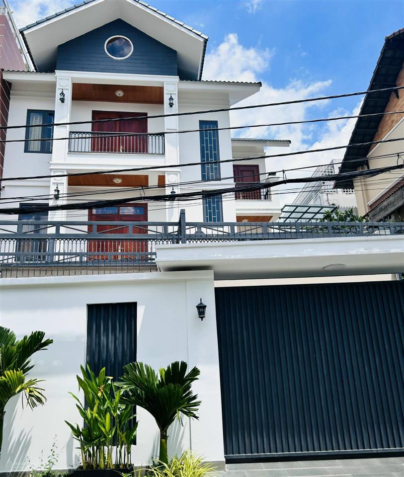 Nhà đường kỳ đồng diện tích 9x20m trệt 2 lầu cho thuê