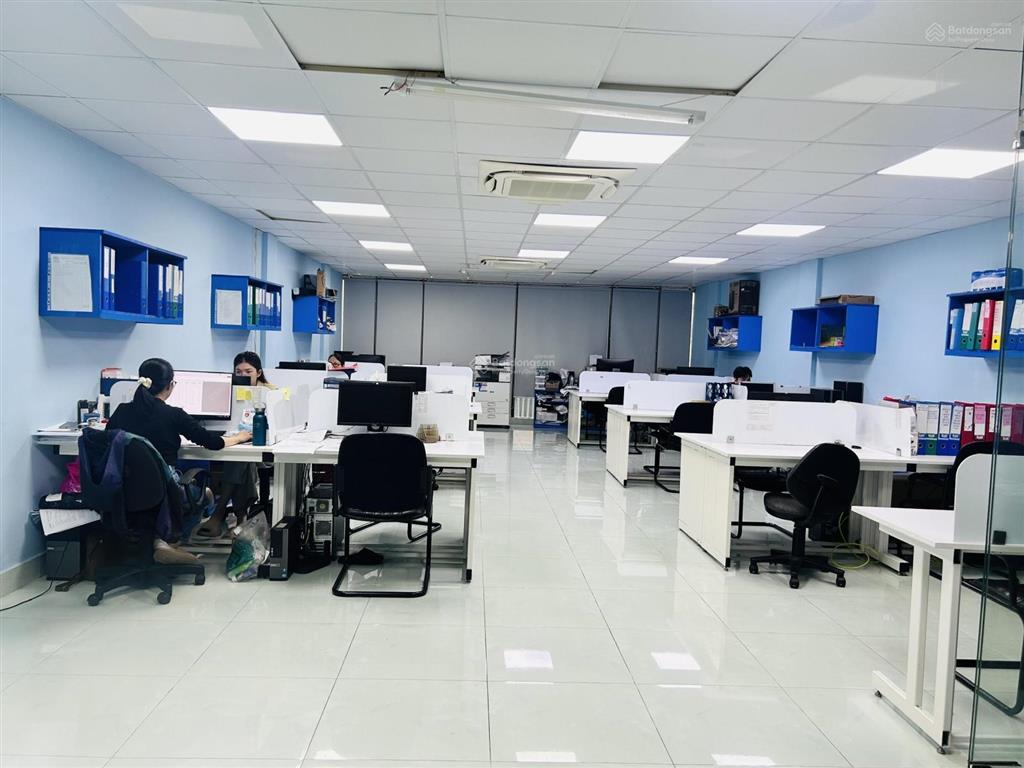 Tòa nhà mặt tiền khu đường hoa phan xích long diện tích 8x18m hầm 4 tầng cho thuê