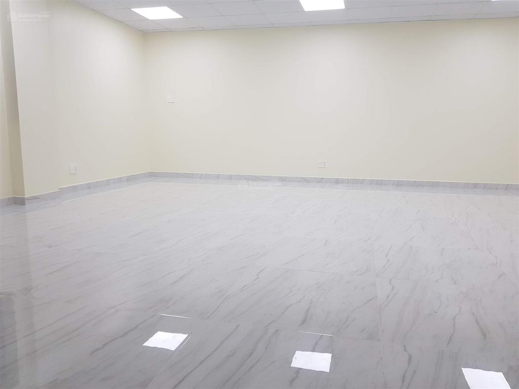 Tòa nhà đường nguyễn trọng tuyển, diện tích 10x20m, hầm 5 tầng, cho thuê