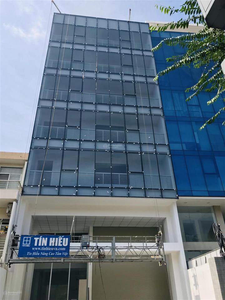 Tòa nhà mới xây mặt tiền đường hồng hà diện tích 8x20m hầm 5 tầng cho thuê