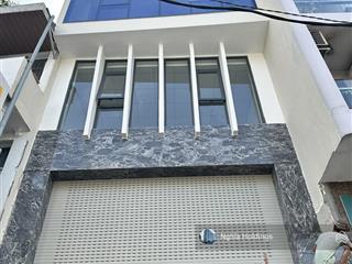 Tòa nhà mặt tiền khu k300 diện tích 6x20m hầm 5 tầng cho thuê