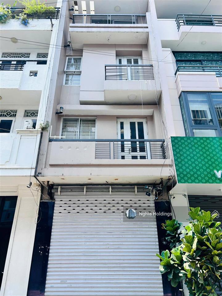 Nhà mặt tiền đường hoa hồng, diện tích 4x18m, trệt 3 lầu cho thuê