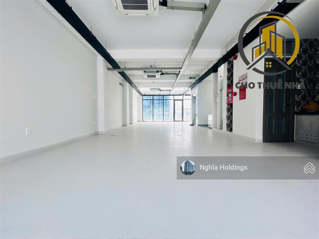 Tòa nhà mặt tiền đường lê trung nghĩa khu k300 diện tích 7x20m trệt 5 lầu cho thuê