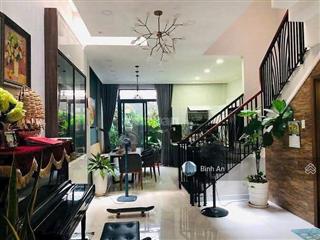 Nhà đường phan xích long diện tích 5x20m trệt 3 lầu cho thuê