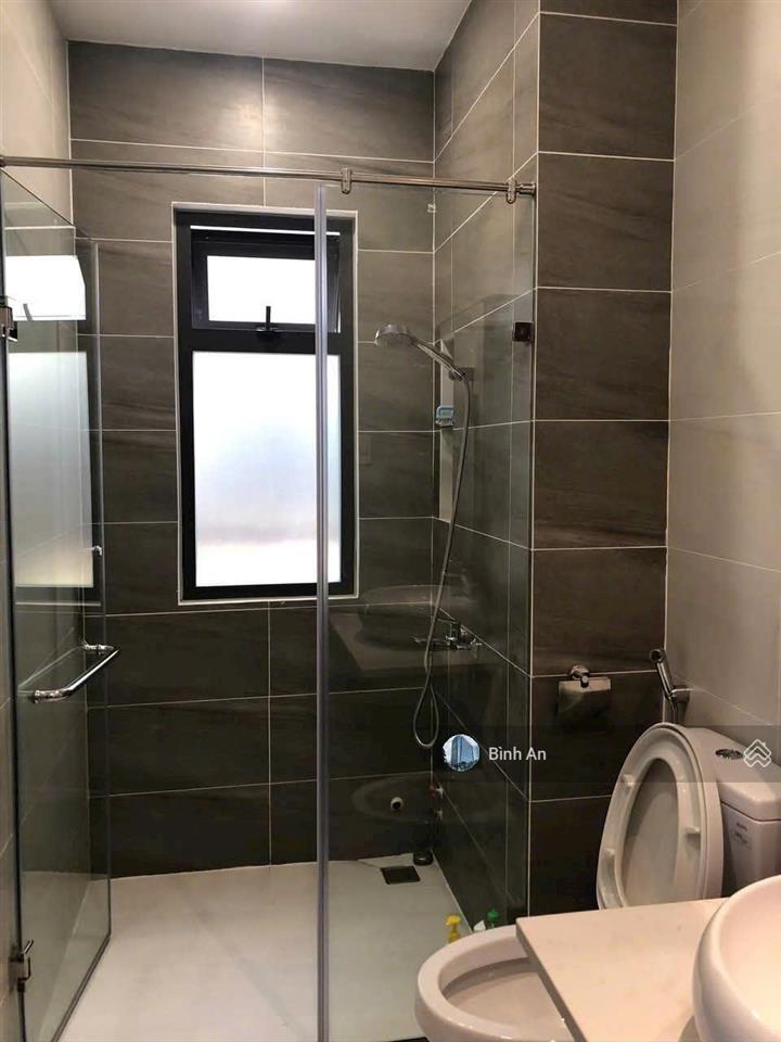 Nhà đường phan xích long diện tích 5x20m trệt 3 lầu cho thuê