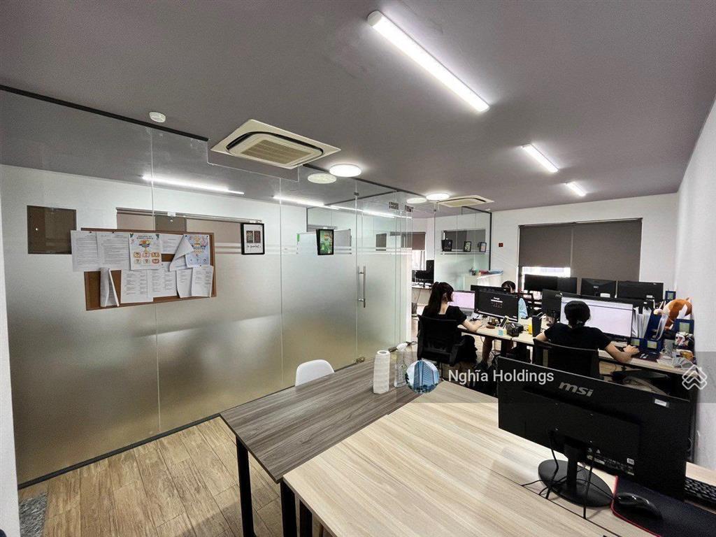 Tòa nhà mặt tiền đường trần kế xương diện tích 7x20m hầm 5 tầng cho thuê