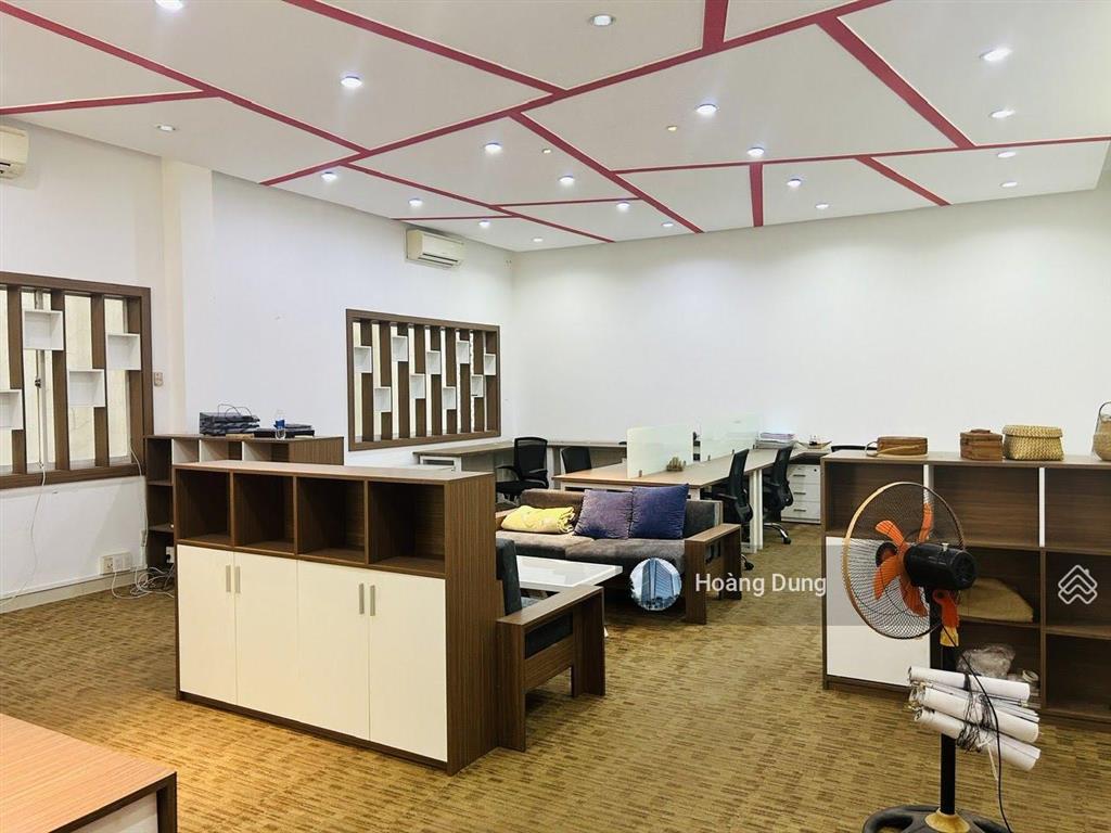 Nhà đường nguyễn trọng tuyển diện tích 8x20m trệt 3 lầu cho thuê