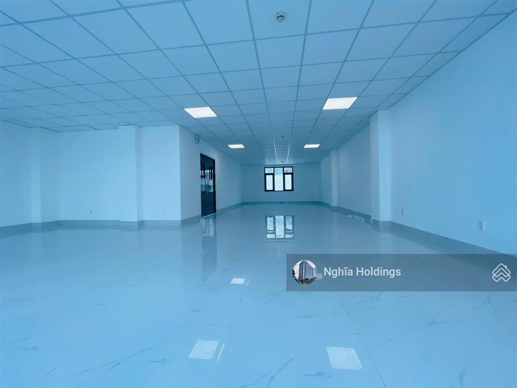 Tòa nhà mặt tiền đường lý thường kiệt, diện tích 7x20m, hầm 5 tầng cho thuê