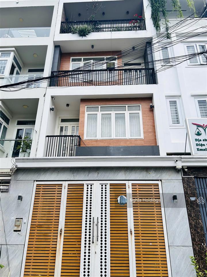 Bán nhà đường yên thế diện tích 4,7x20m trệt 3 lầu