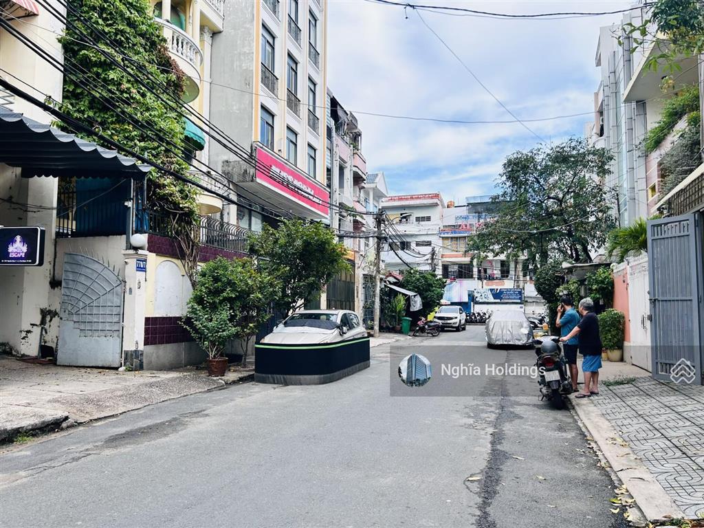 Bán nhà hẻm 778 nguyễn kiệm diện tích 4x19,2m trệt 3 lầu