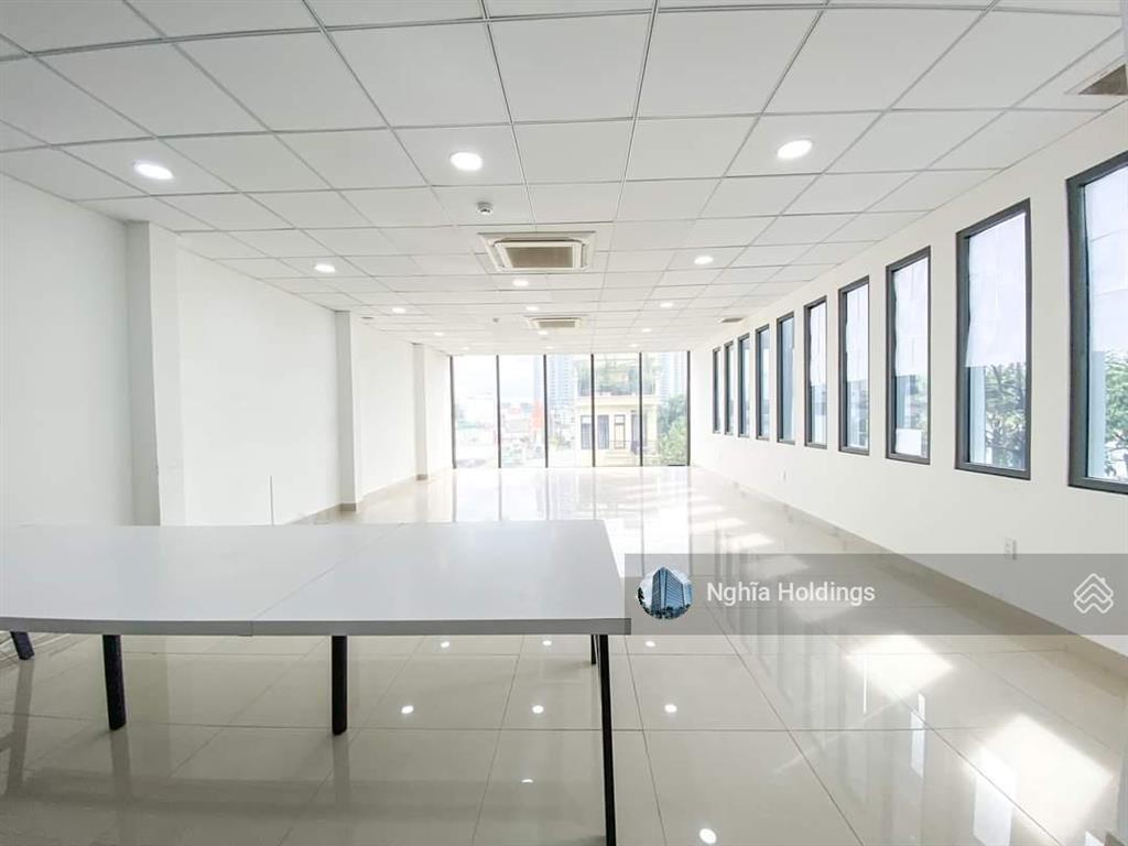 Tòa nhà 2 mặt tiền khu cách mạng tháng 8 diện tích 7x20m hầm 5 tầng cho thuê