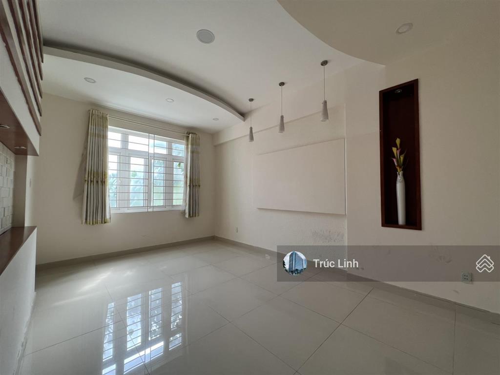 Villa khu phan xích long, diện tích 8x23m (cn 184m²), trệt 2 lầu sân thượng