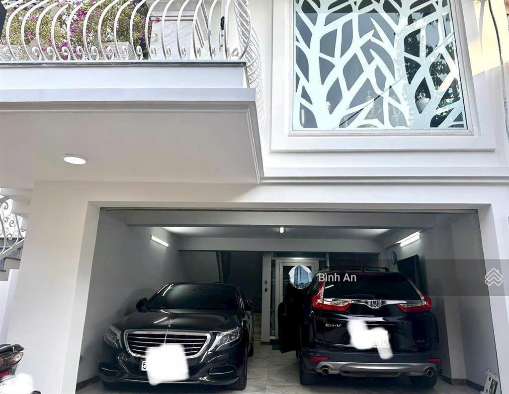 Villa đường nguyễn trọng tuyển diện tích 7x20m trệt 3 lầu cho thuê