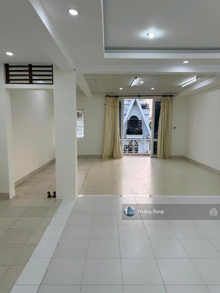 Nhà đường hoàng việt diện tích 6x20m trệt 3 lầu cho thuê