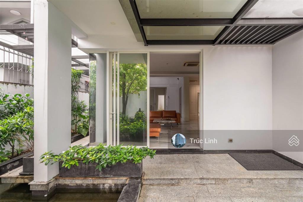 Villa đường nguyễn minh hoàng khu k300 dt 10x20m trệt 3 lầu cho thuê