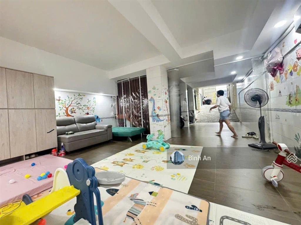Nhà đường lam sơn diện tích 6x20m hầm 3 tầng cho thuê