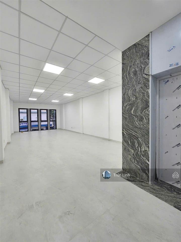Nhà mặt tiền đường hoàng hoa thám diện tích 5x20m (cn 100m²) trệt 3 lầu sân thượng cho thuê