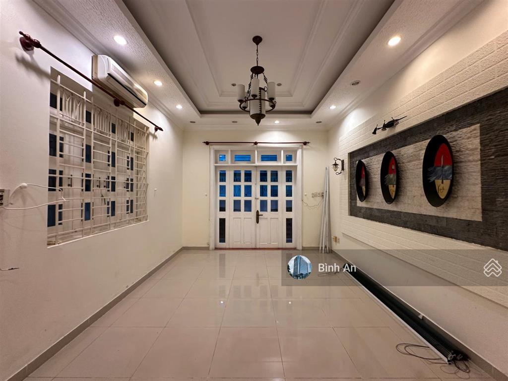 Nhà đường hồ biểu chánh, diện tích 12x20m, trệt 2 lầu cho thuê