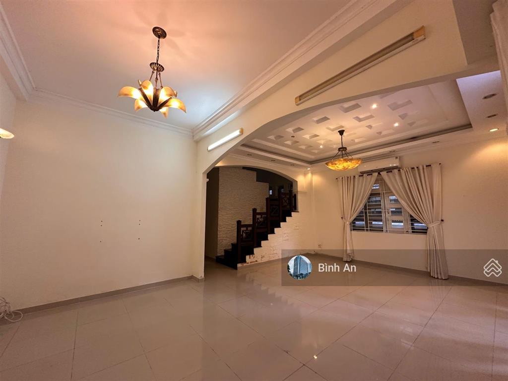 Nhà đường hồ biểu chánh, diện tích 12x20m, trệt 2 lầu cho thuê