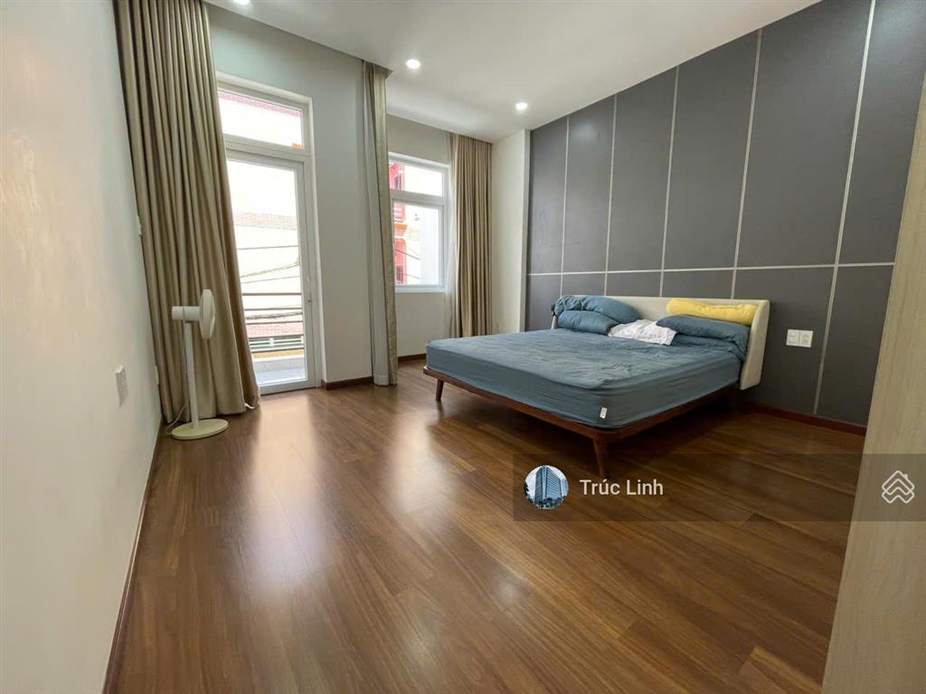 Nhà đường thành thái diện tích 4x20m trệt 3 lầu cho thuê
