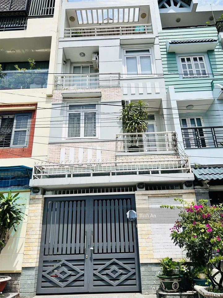 Bán nhà đường nguyễn thái sơn diện tích 4,5x10m trệt 3 lầu