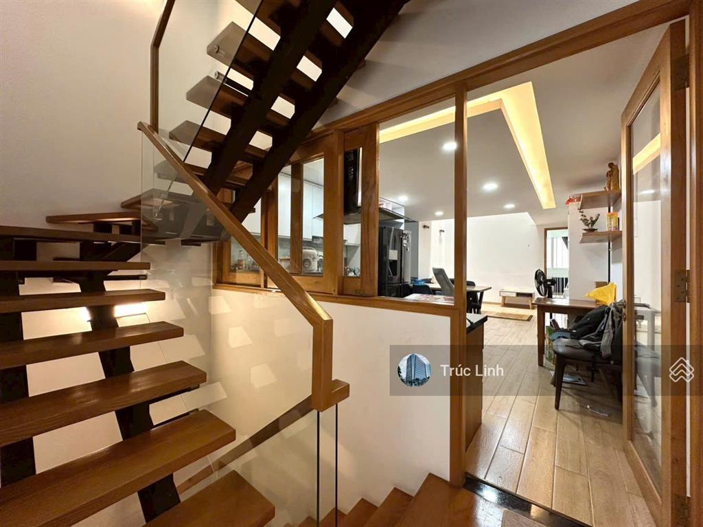 Bán nhà đường nguyễn văn công diện tích 4,5x18m trệt 2 lầu
