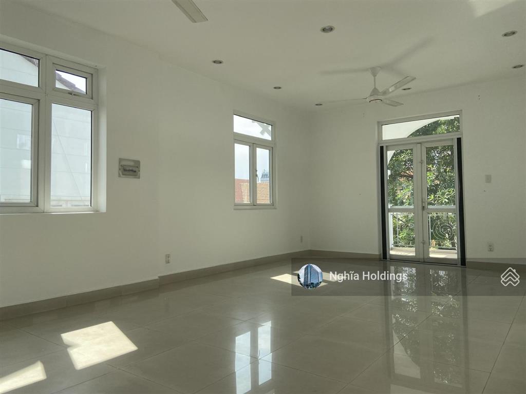 Villa khu phổ quang, diện tích 10x20m, trệt 2 lầu cho thuê