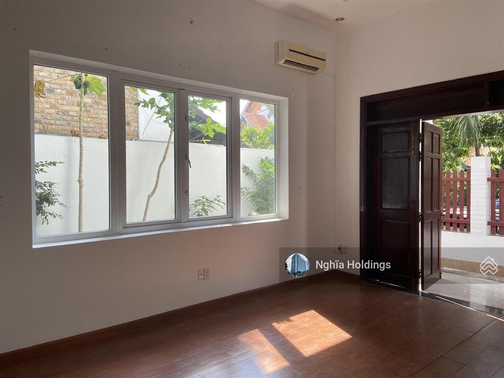 Villa khu phổ quang, diện tích 10x20m, trệt 2 lầu cho thuê