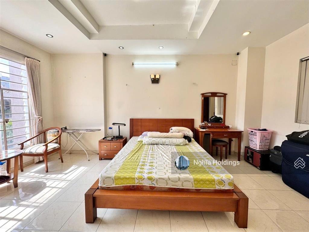 Bán nhà mặt tiền đường yên thế diện tích 6x18m trệt 2 lầu