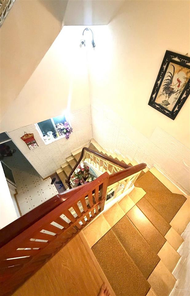 Cho thuê nhà đặng tiến đông  96m²  ô tô tránh  phù hợp vp/kinh doanh