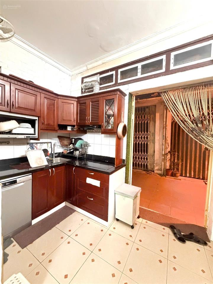 Cho thuê nhà đặng tiến đông  96m²  ô tô tránh  phù hợp vp/kinh doanh