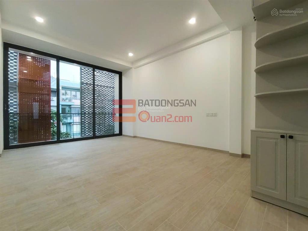Cho thuê 8 căn nhà giá từ 20tr  50tr làm văn phòng công ty kết hợp kinh doanh & ở gia đình