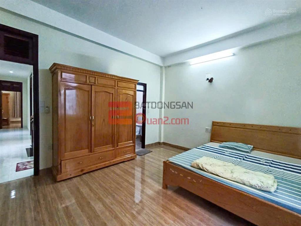 Cho thuê 8 căn nhà giá từ 20tr  50tr làm văn phòng công ty kết hợp kinh doanh & ở gia đình