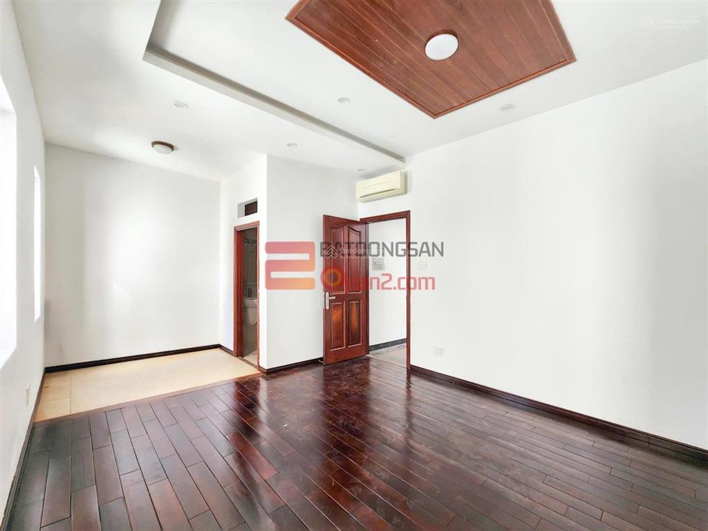 Cho thuê 8 căn nhà giá từ 20tr  50tr làm văn phòng công ty kết hợp kinh doanh & ở gia đình