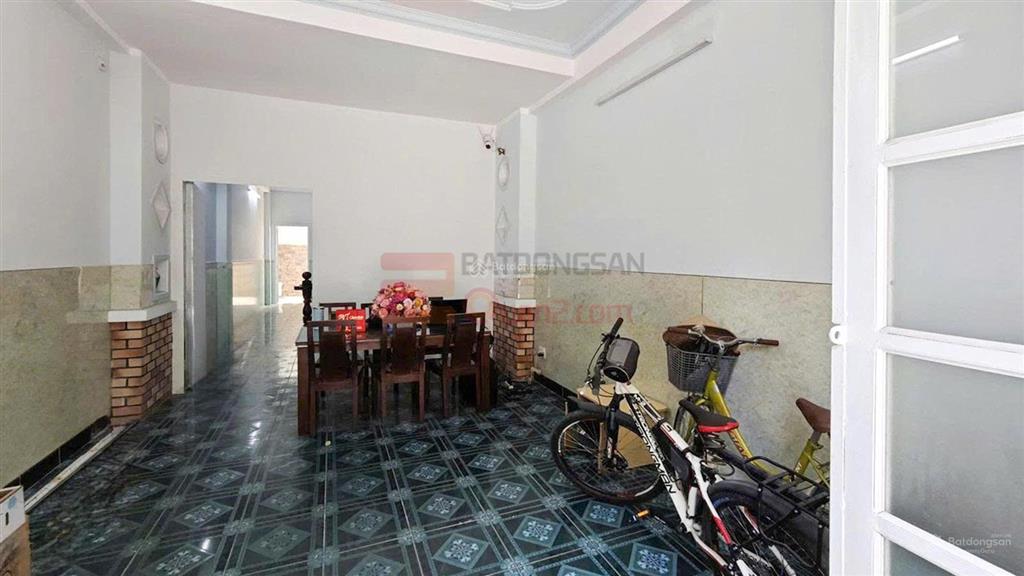 Cho thuê 8 căn nhà giá từ 20tr  50tr làm văn phòng công ty kết hợp kinh doanh & ở gia đình